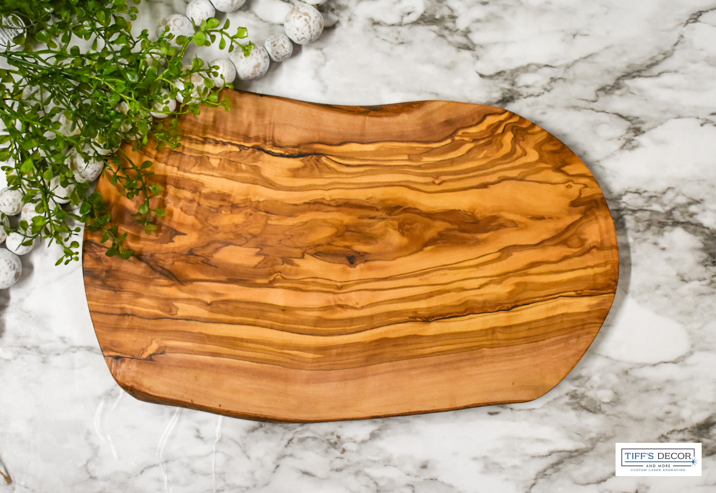 Olive wood 14.5 x9 inch cutting board
