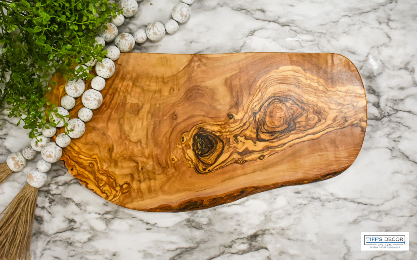 Olive wood 14.5 x9 inch cutting board